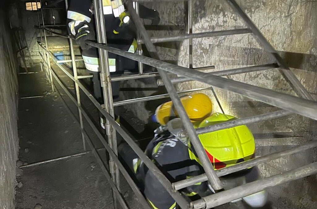 Atemschutzübung im Übungsbunker bei der Feuerwehr Dunkelstein