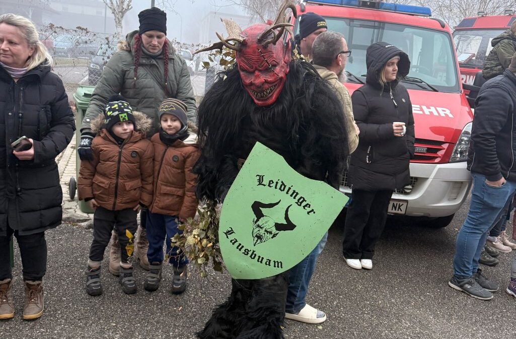 2. Kinderperchtennachmittag bei der Feuerwehr Dunkelstein