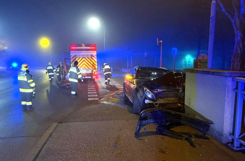 Schwerer Verkehrsunfall in der Nacht auf den 20. Dezember