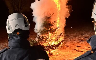 Schnell, heiß, lehrreich – Jugendfeuerwehr probt den Ernstfall